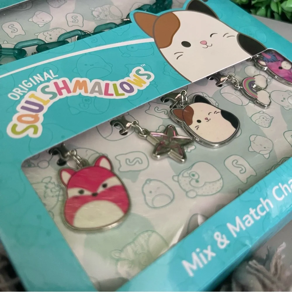 Squishmallows Mix & Match Charm Bracelet Set NEW